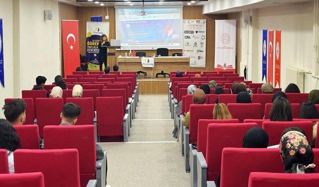 Van’da geleceğin öğretmenlerine eTwinning semineri