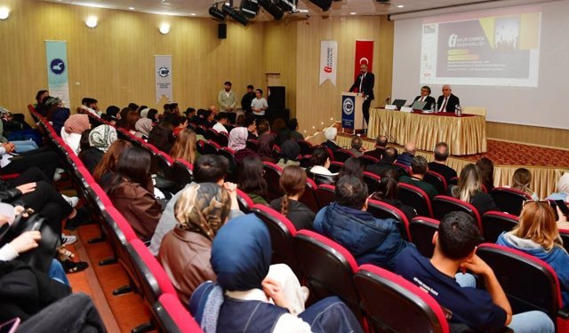 Van’da Hazine ve Maliye Bakanlığı işe alım süreçleri tanıtıldı