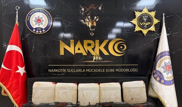 Van’da kimyasal madde ve silah ele geçirildi