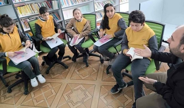 Van’da ‘okuyorum yorumluyorum’ projesi etkinliği düzenlendi