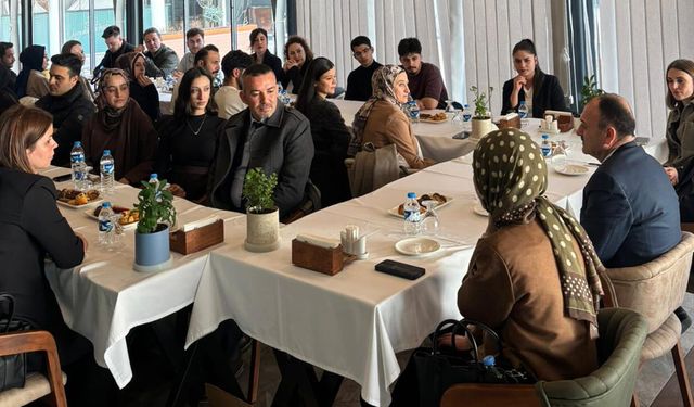 Van’da yeni göreve başlayan öğretmenlerle anlamlı buluşma