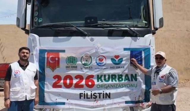 Gazze için kesilen kurban etleri Mısır'dan yola çıktı