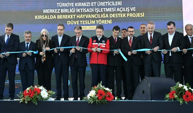 Bakan Yumaklı Van’da düve üretim merkezini açtı