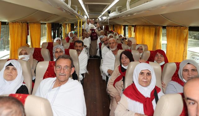 Hacı adaylarının Arafat yolculuğu başladı