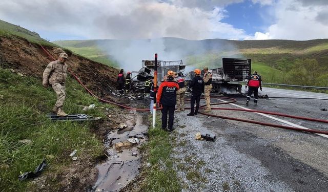 Van-Tatvan karayolundaki feci kazada hayatını kaybedenlerin isimleri belli oldu