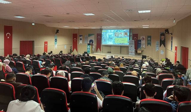 Van YYÜ Eczacılık Fakültesi’nden ÜNİDES Projesi Etkinliği