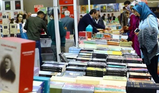 Van’da 4. Van Yerel Yazarlar Kitap Fuarı düzenlenecek