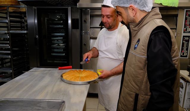 Van’da bayram öncesi tatlı ve gıda işletmelerine denetim