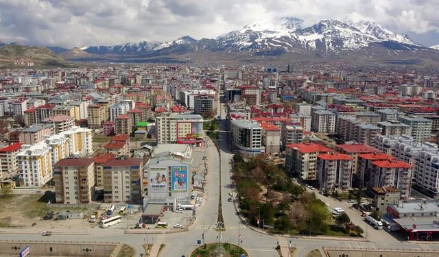 Van’ın geleceği masaya yatırıldı