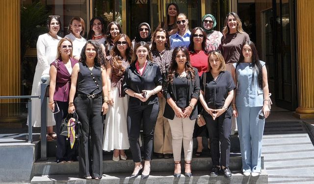 Başkan Adayı Bayram, kadın girişimcilerle bir araya geldi