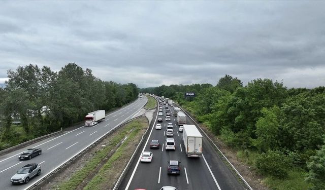 Bayramda trafik yine can aldı: Bakan resmi rakamları açıkladı