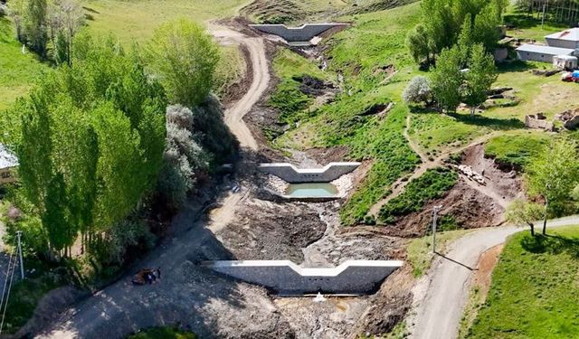 Doğangün Köyü’nde taşkın koruma çalışmaları sürüyor