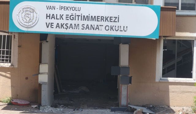 İpekyolu Halk Eğitim Merkezi’nde yıkım başladı!