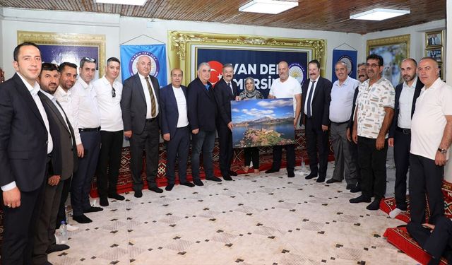 Van TSO heyetinden Mersin Vanlılar Derneği’ne ziyaret