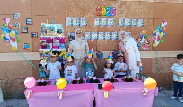 Van'da minik öğrencilere yönelik mezuniyet programı