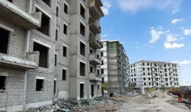 Çaldıran’da TOKİ Sosyal Konut Projesi hızla yükseliyor