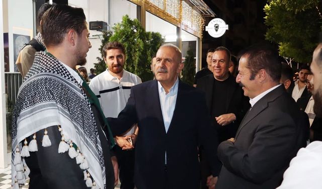 Kayatürk, Maraş ve İki Nisan Caddelerinde esnaf ve vatandaşlarla buluştu