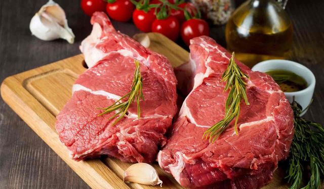 Başhekim Sarıkaya'dan dikkat çeken açıklama! Kırmızı et mi, bitkisel protein mi?
