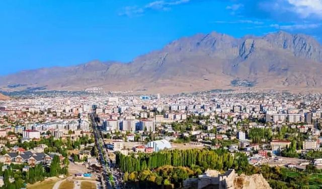 Meteoroloji son tahminini paylaştı: Van’da hava nasıl olacak?