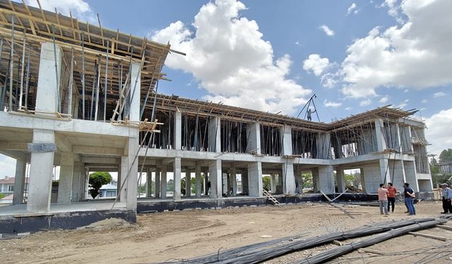 Tuşba’da sağlık yatırımları yerinde incelendi
