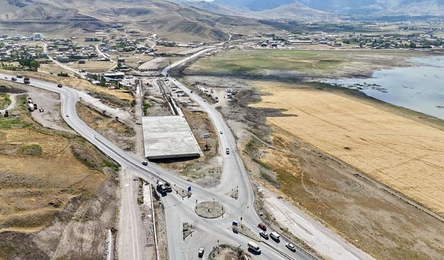 Van Çevre Yolu’nun İpekyolu etabında çalışma…