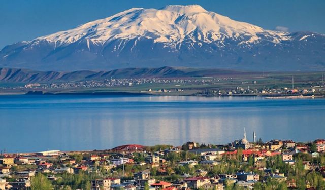 Van Gölü’nün geleceği için ortak akıl buluşması