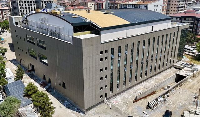 Van Kültür Merkezi’nde sona doğru