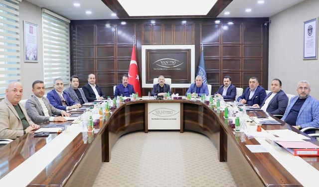 Van TSO'dan uçak seferleri tepkisi: Van'ın yükselen değerine gölge düşüyor