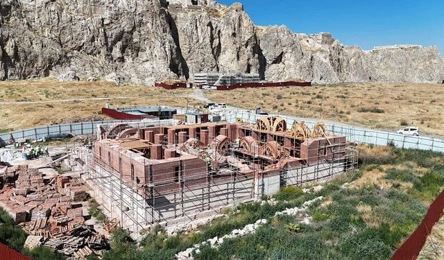 Van'da restorasyon ve yatırım çalışmaları sürüyor