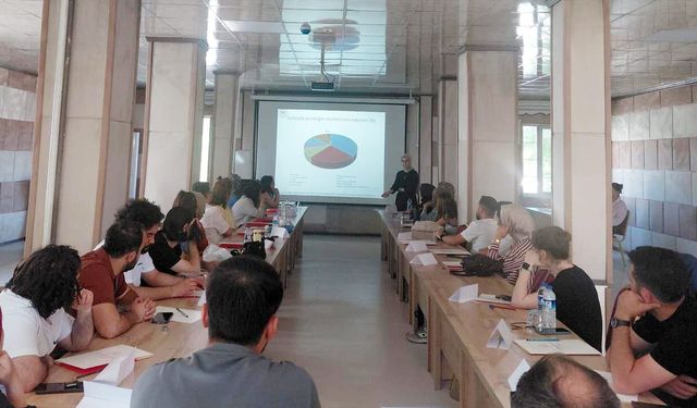 Van'da yenidoğan canlandırma programı eğitimi tamamlandı