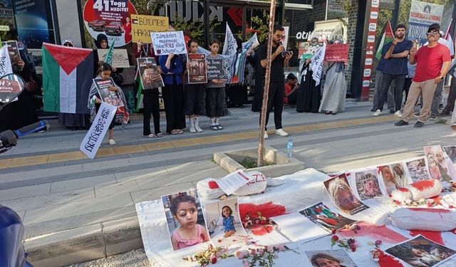 Vicdan nöbeti sürüyor: “Burger King’i Van’da istemiyoruz”