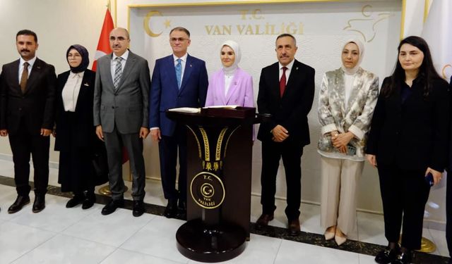 Aile ve Sosyal Hizmetler Bakanı Göktaş, Van'a geldi