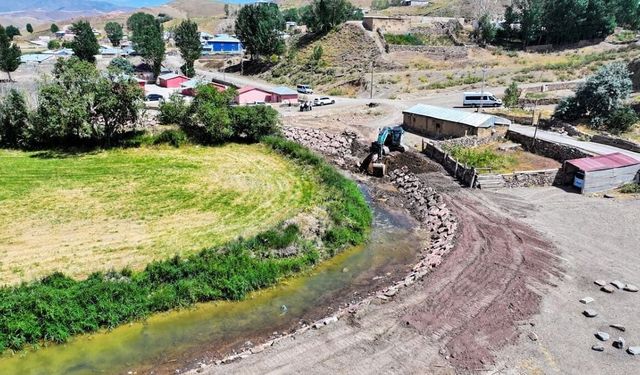 DSİ’den Özalp ve Saray’da taşkınlara karşı önlem