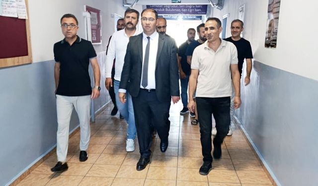 Edremit’te okullarda yeni eğitim-öğretim yılı hazırlıkları yerinde incelendi