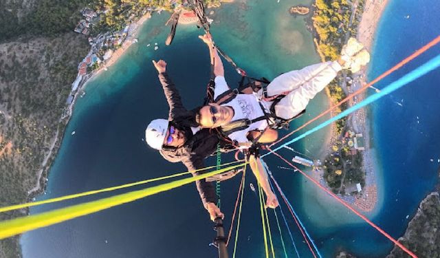 Fethiye Yamaç Paraşütü ile Gökyüzünde Yeni Bir Perspektif