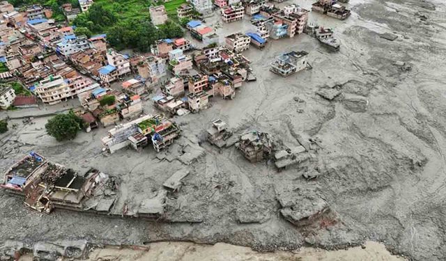 Nepal’de sel felaketinde can kaybı 903’e ulaştı