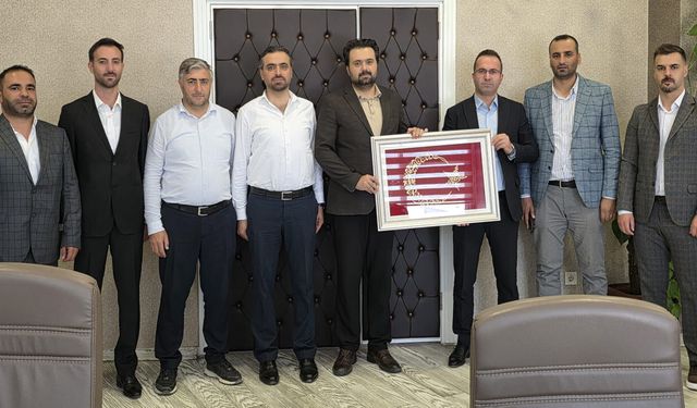 Sağlık-Sen Van Şubesi’nden Müdür Tosun’a ziyaret