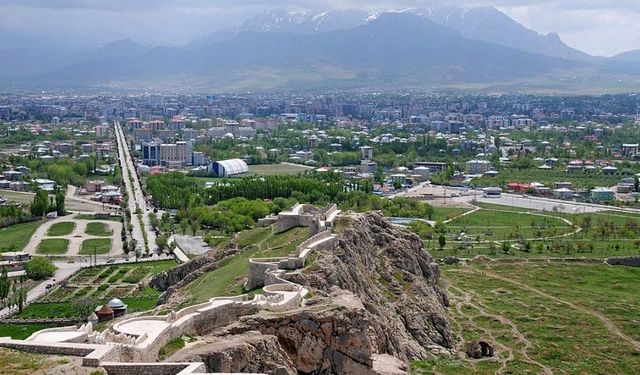 Van’da kuvvetli rüzgar uyarısı! Vatandaşlara tedbir çağrısı