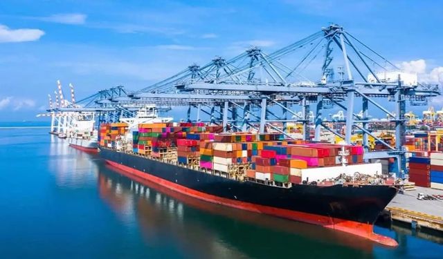 Türkiye’nin dış ticaret açığı temmuzda 7,3 milyar doları aştı