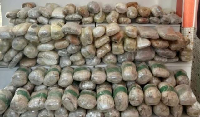 Van Jandarmasından operasyon: 265 kilogram skunk ele geçirildi