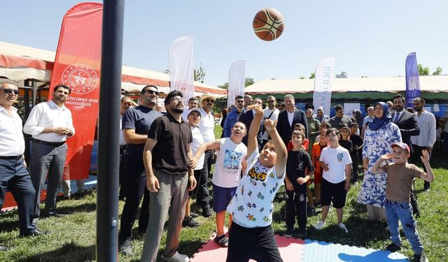 Van’da özel gereksinimli bireyler için anlamlı etkinlik