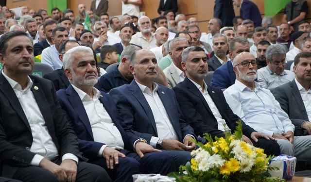 Yapıcıoğlu Bingöl'den seslendi: Ümmetin vahdeti için canımızı taşın altına koymaya hazırız