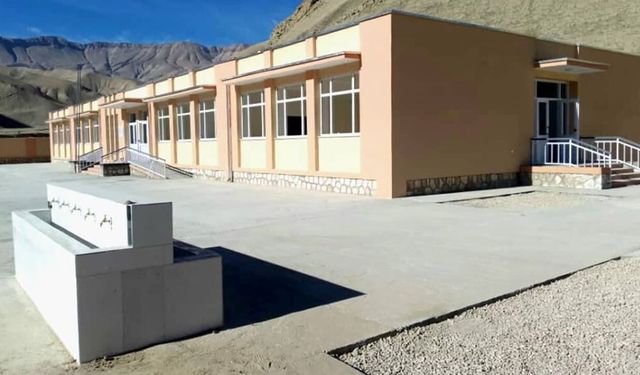 Afganistan’da eğitime yeni okul desteği