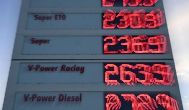 Akaryakıtta rekor fiyat! Enerji şirketlerine vergi çağrısı