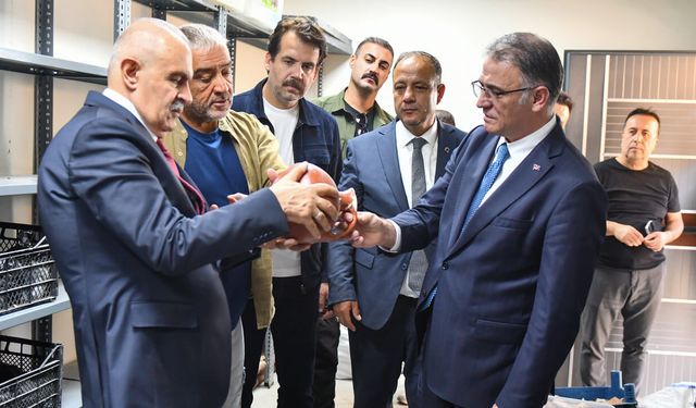 Ayanis Kazı alanında inceleme