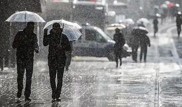 Meteoroloji uyardı: 4 il için fırtına, 3 ilde kuvvetli sağanak