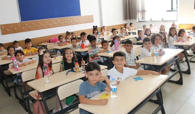 Okullarda uyum haftası pazartesi günü  başlıyor! Veliler de dahil olacak