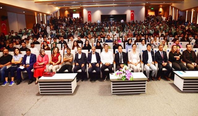 Van YYÜ’de oryantasyon programı düzenlendi