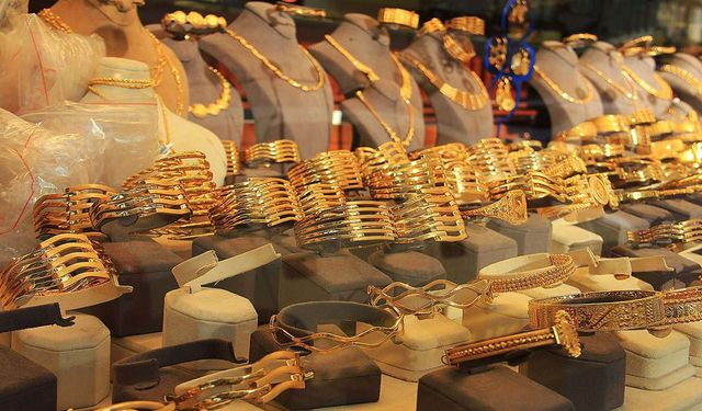 Altın piyasasında düşüş sürüyor: Gram altın 6 bin 543 TL’ye geriledi