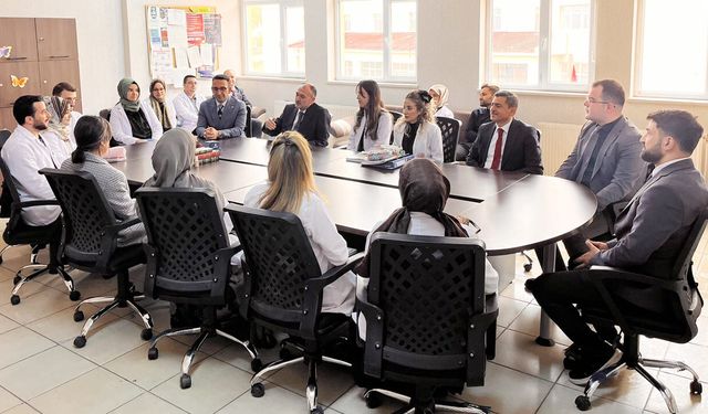 Çandıroğlu’ndan Başkale’ye eğitim ziyareti